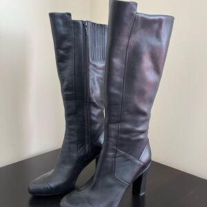 Tsubo Black Leather Heeled Boots